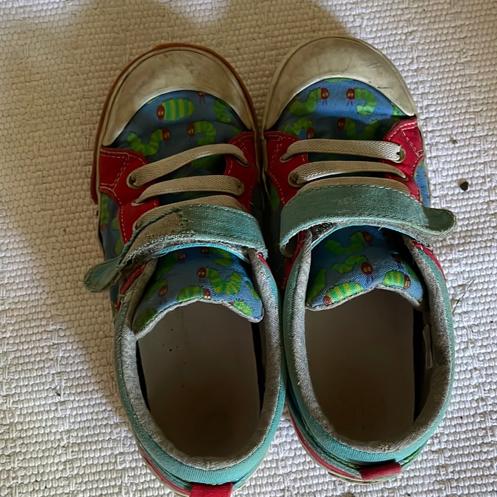 Eric Carle/ Very Hungry Caterpillar 🐛 See Kai Run Shoes